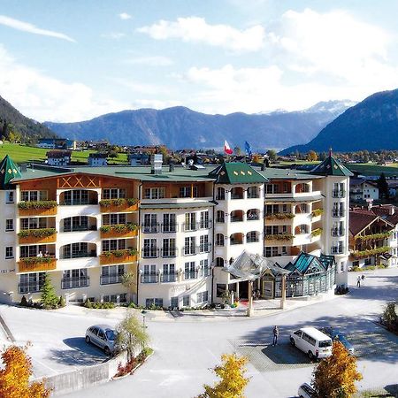 Vier Jahreszeiten Wellnessresort Achensee Maurach  Exterior photo